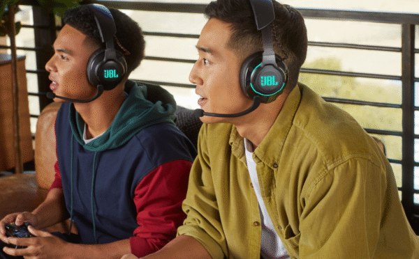 JBL Quantum 600 - Wireless over-ear performance PC gaming headset with surround sound and game-chat balance dial - Black - Image 4